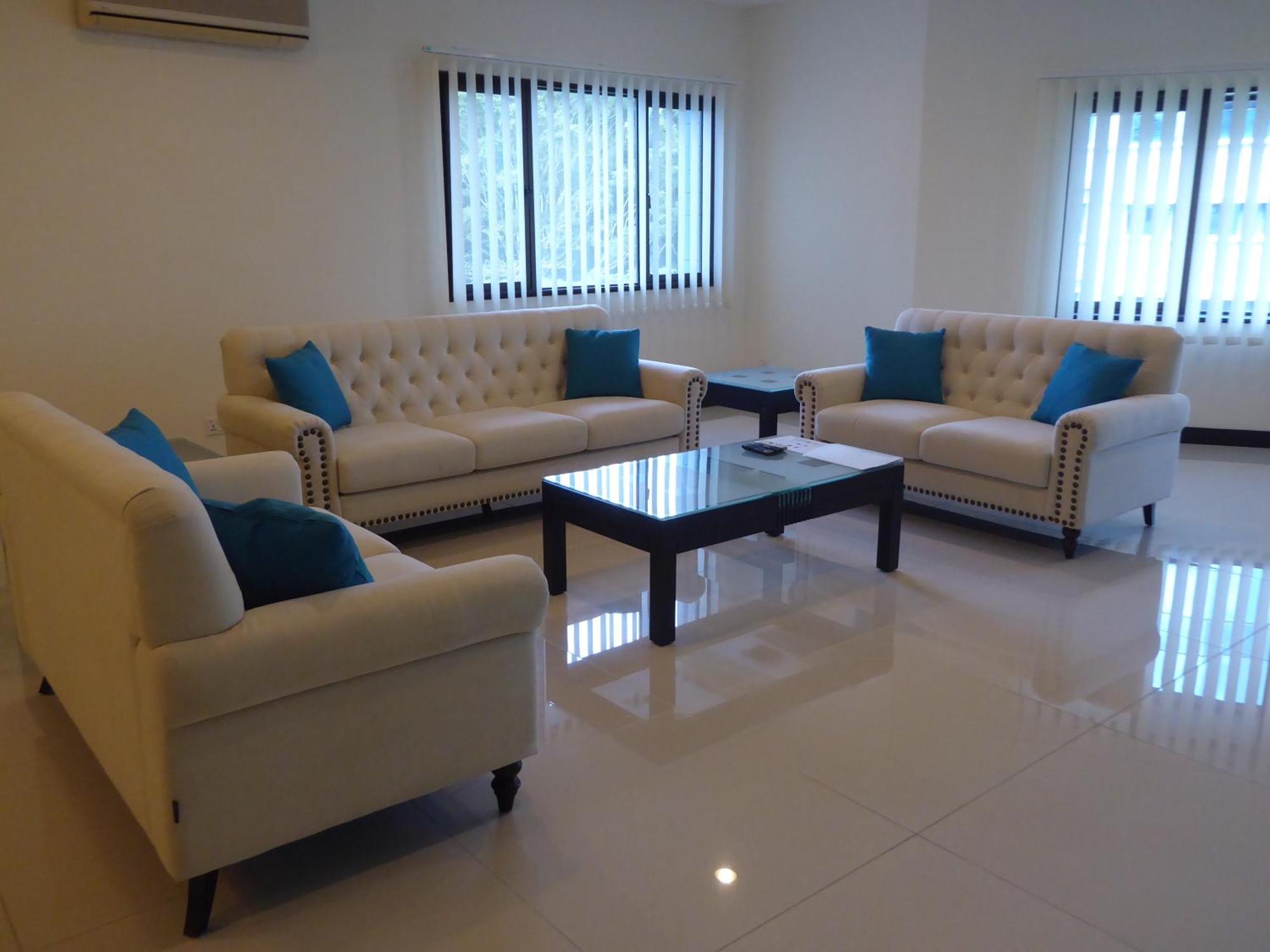 Rimbun Suites & Residences Bandar Seri Begawan Phòng bức ảnh